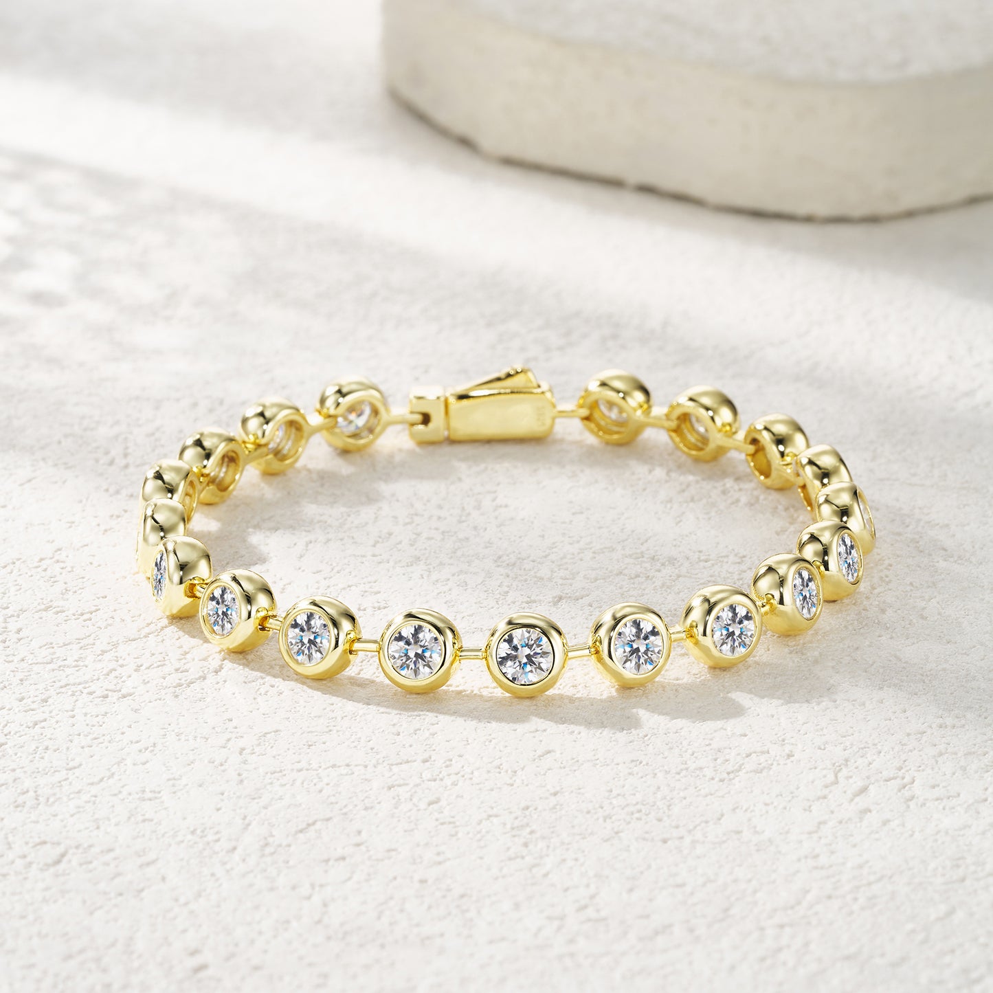 0.5 Karat Moissanite Taşlı Zarif Kadın Bileklik (925 Ayar Gümüş)